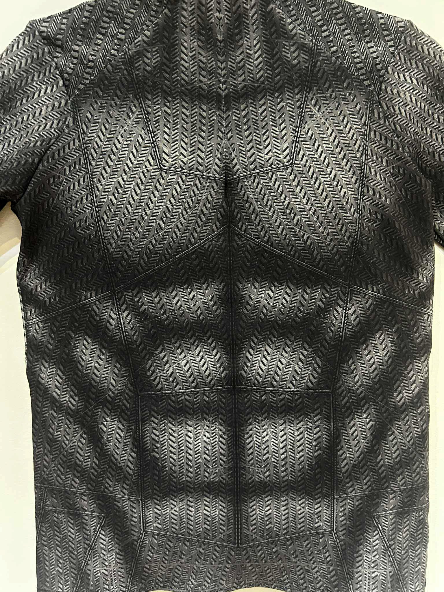 ***EXCESS STOCK - BATMAN SHIRT - SIZE MALE SMALL